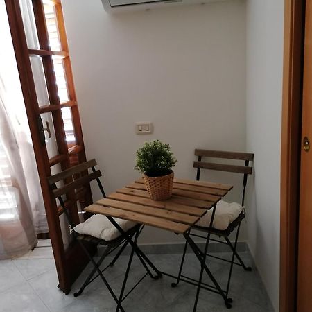 Rara Domus B&B Pompeja Zewnętrze zdjęcie